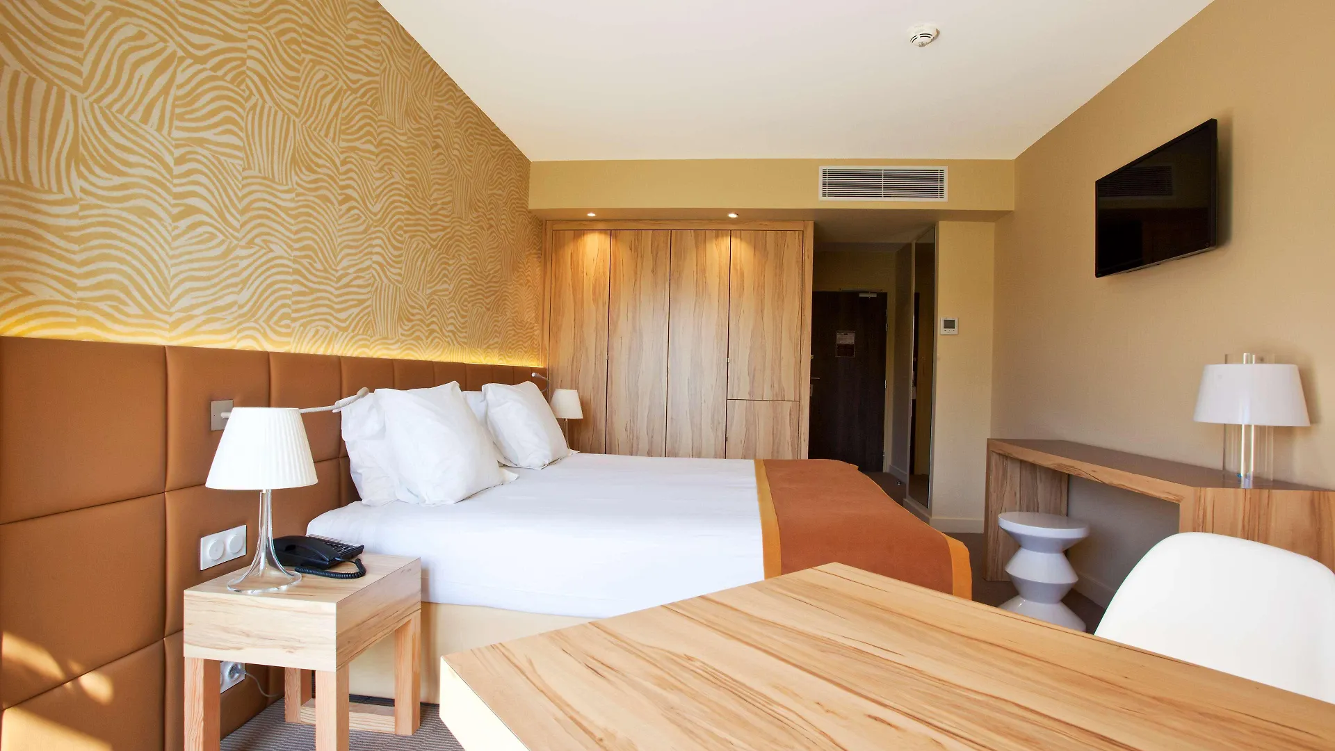 Hotel Golden Tulip Avignon Le Paradou