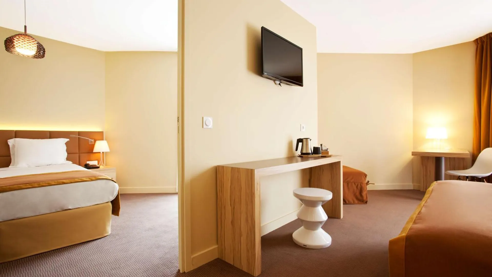 *** Hotel Golden Tulip Avignon Le Paradou France